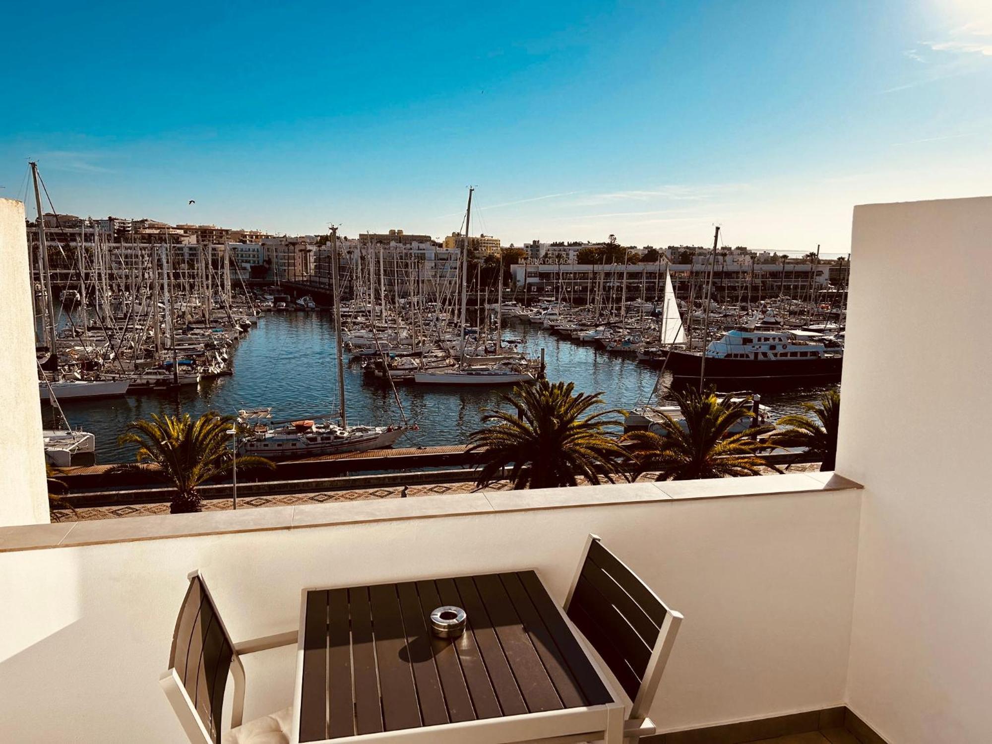 Central Lagos Apt With Marina Views Near Beaches Exterior foto