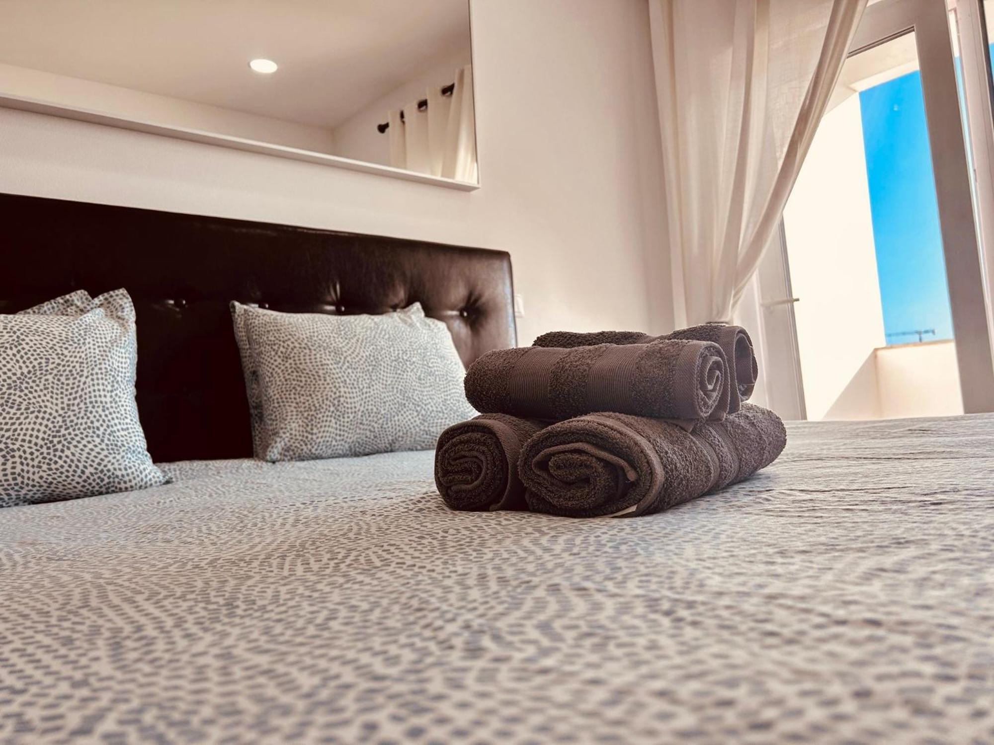 Central Lagos Apt With Marina Views Near Beaches Exterior foto