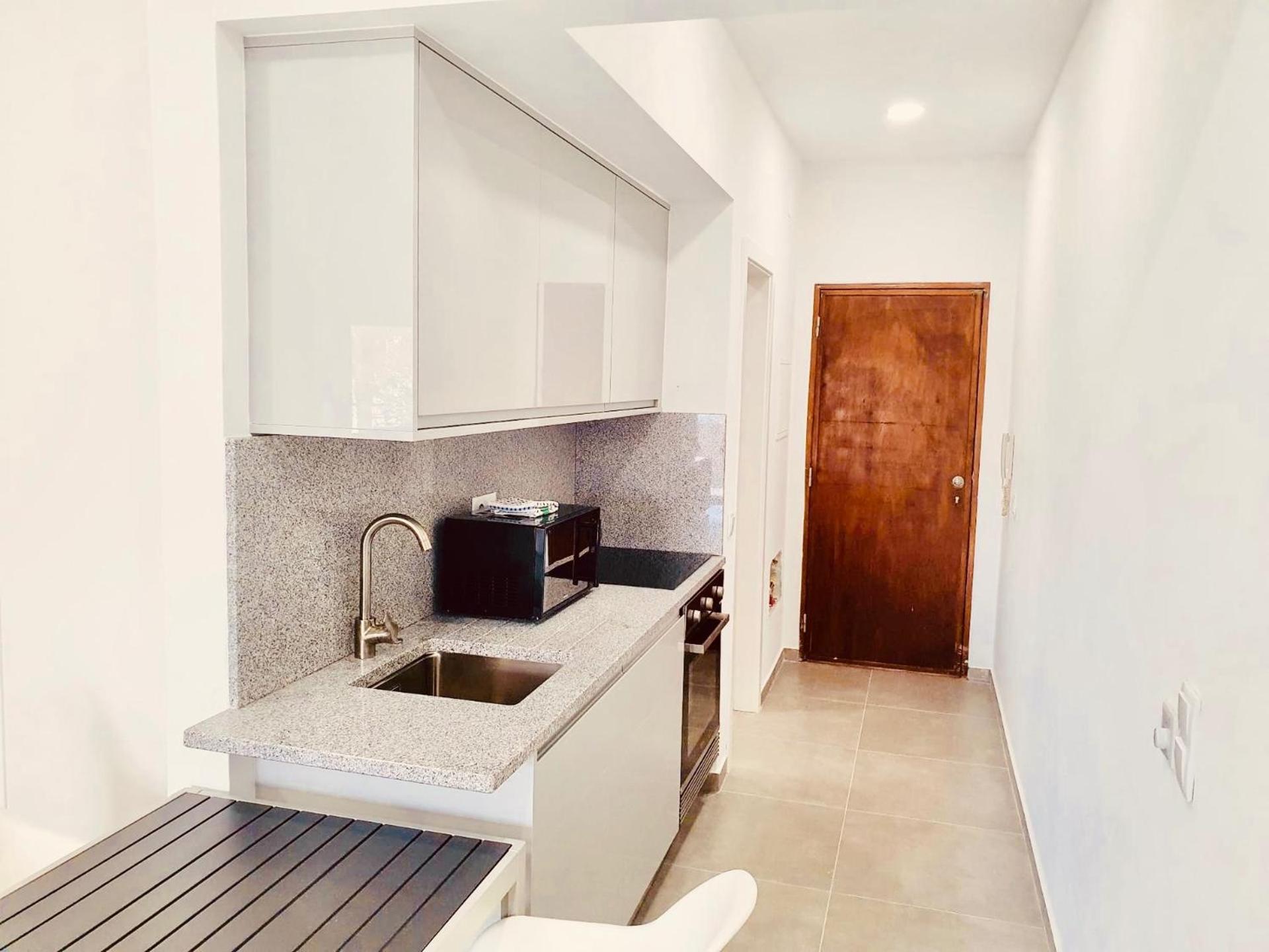 Central Lagos Apt With Marina Views Near Beaches Exterior foto
